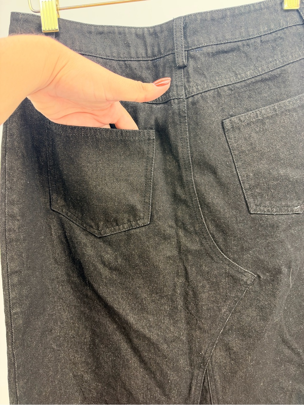Classic Women's Jeans skirt Black